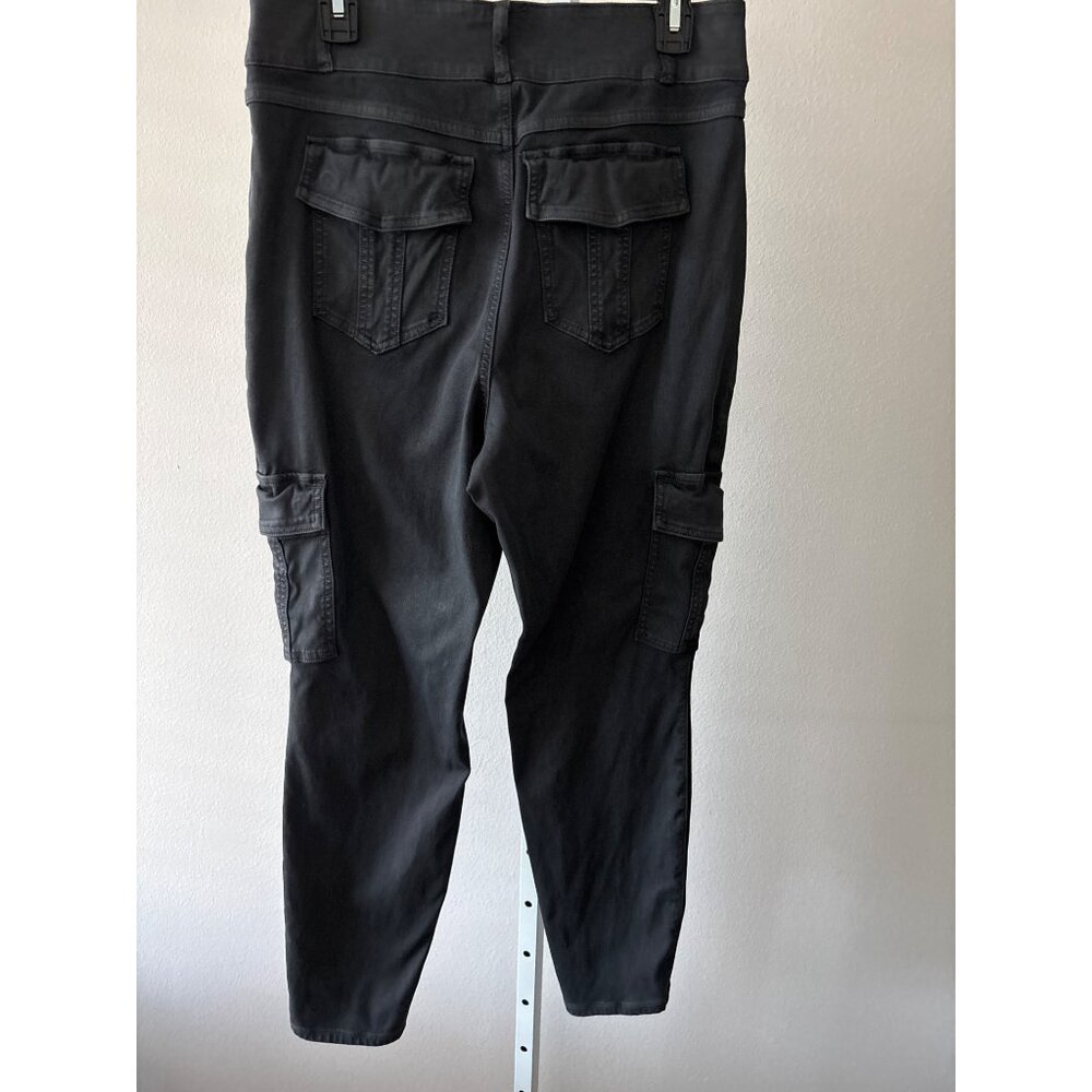 Spanx Jeans Size 1X Black Cargo Sleek Minimalist Slimming Pants Sculpted Modern - Picture 13 of 13